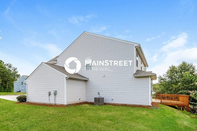 Building Photo - 3 Bedroom Pet-Friendly Home in York, SC with Main Street Renewal