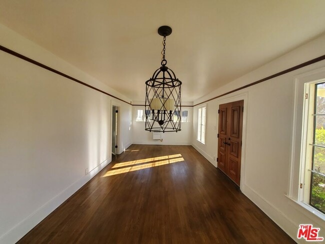 Building Photo - 2666 Cimarron St