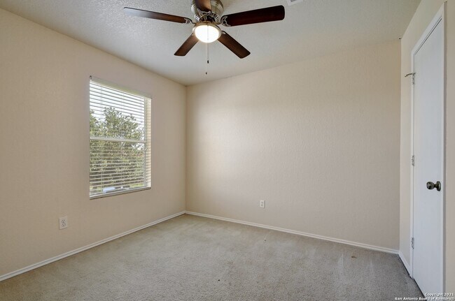 Building Photo - 3022 Gypsy Point