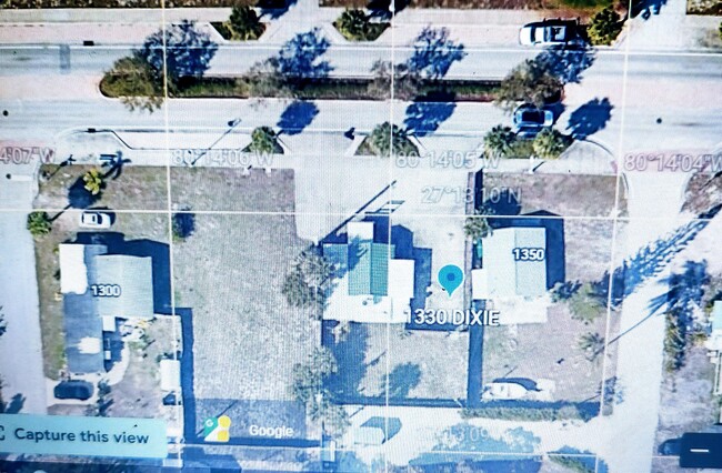 Building Photo - 1330 NE Dixie Hwy