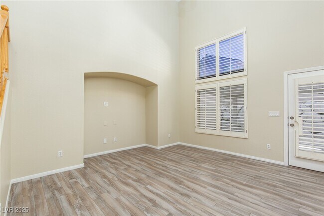 Building Photo - 7649 Lookout Hill St