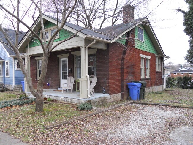 Building Photo - 482 S Ashland Ave