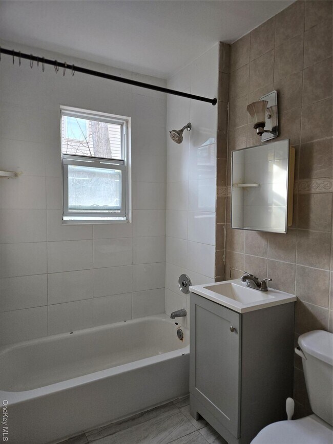 Building Photo - 47 Decatur Ave