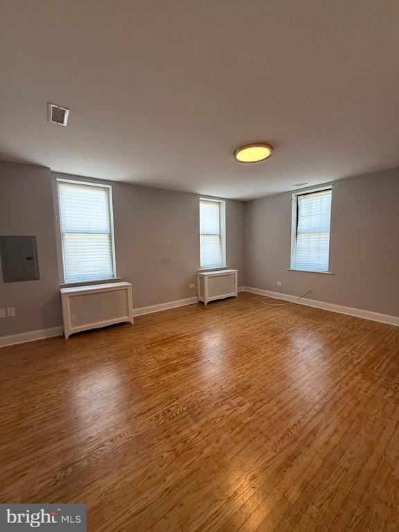Building Photo - 1208 Mifflin St