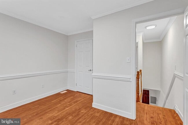 Building Photo - 1437 Duke St