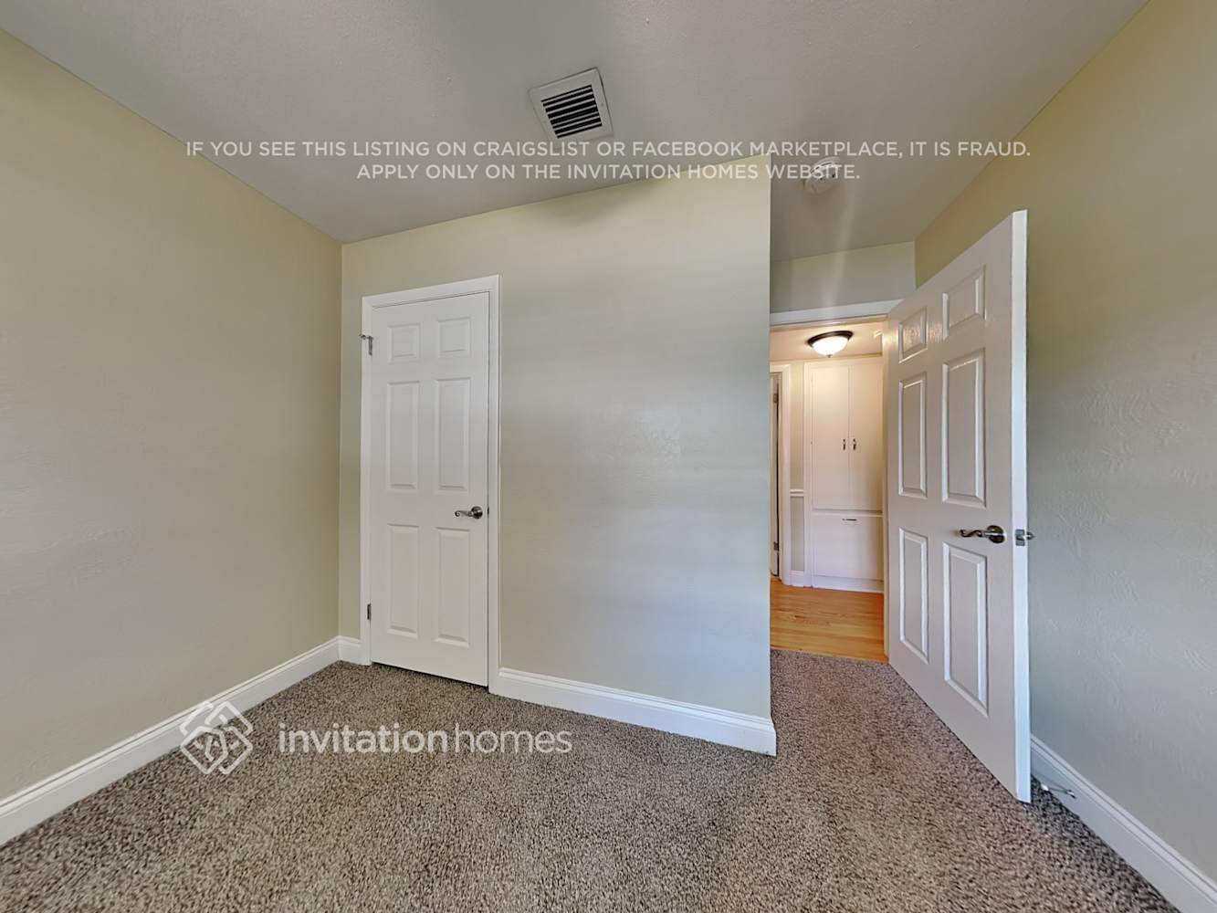 Building Photo - 2213 Brookshire Ave