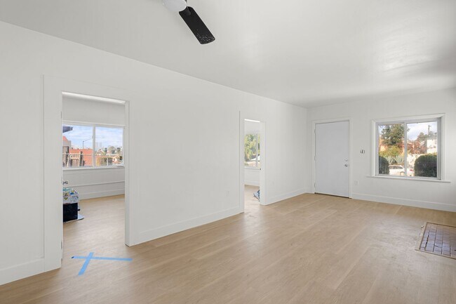 Building Photo - Freshly Remodeled 3 Bed / 2 Bath Home with Large Private Yard