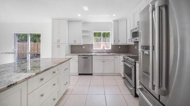 Building Photo - 9712 SW 213th Terrace