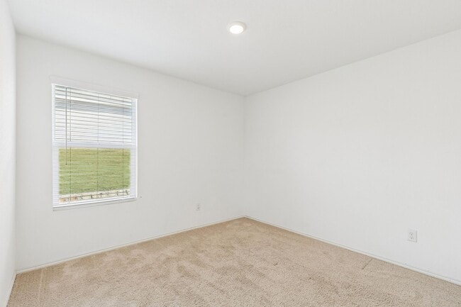 Building Photo - 9700 Lafferty Ln