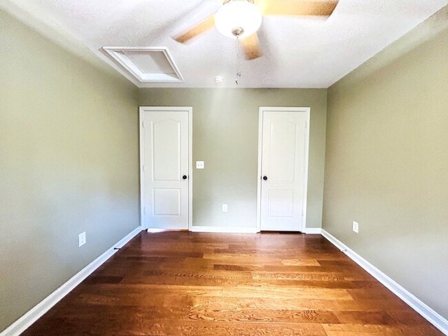 Building Photo - 1008 Black Oak Ct