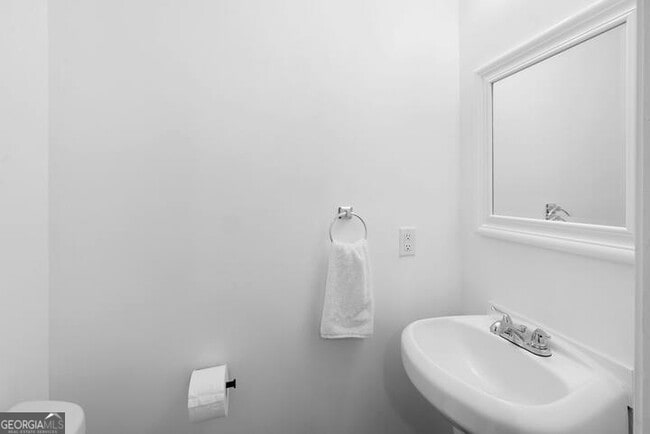 Building Photo - 2533 Godfrey Dr NW