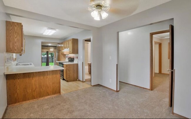 Building Photo - Beautiful Goddard Home with Oversized Garage