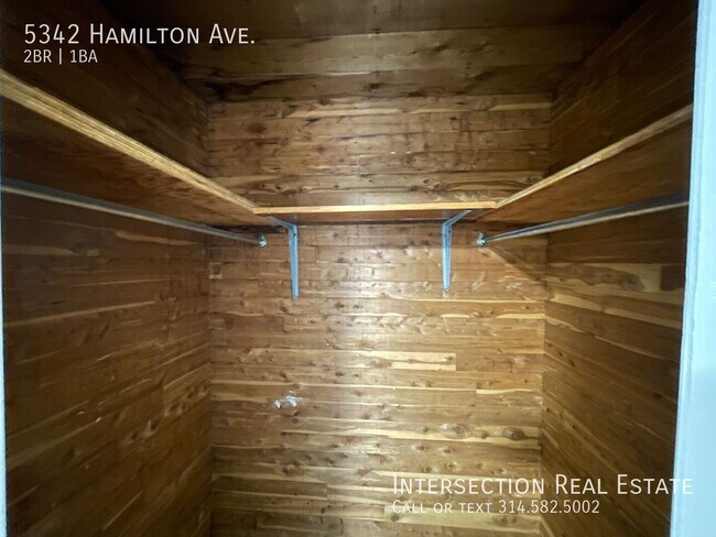 Building Photo - 5342 Hamilton Ave