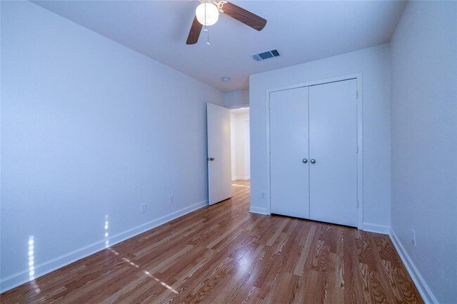 Building Photo - 4304 Scottsdale Rd