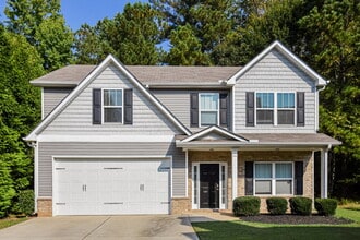 Building Photo - 15 Fieldcrest Dr