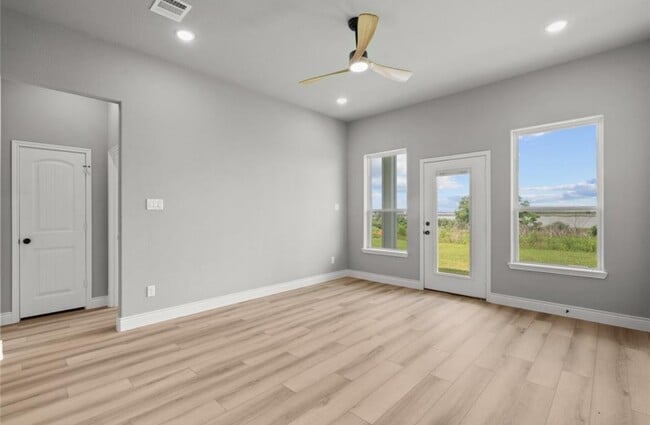 Building Photo - 5226 Allen Cay Dr