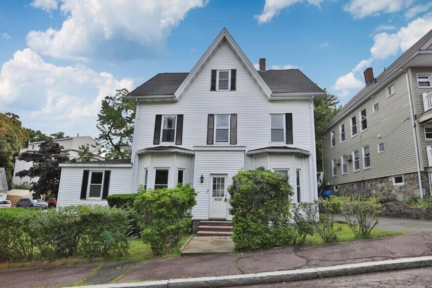 Primary Photo - 41 Baker St