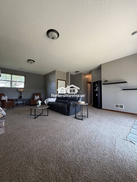 Building Photo - 16784 Olivine St NW