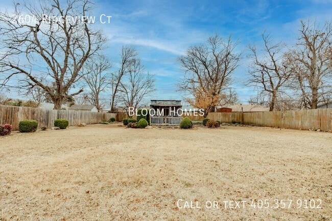 Building Photo - 2604 Ridgeview Ct