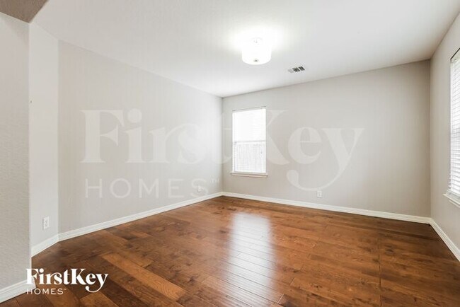 Building Photo - 6711 Lucky Fields