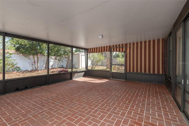 Building Photo - 11343 87th Ave