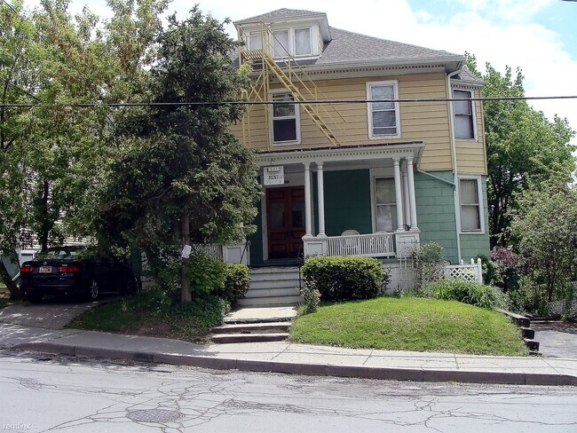 Building Photo - 301 Dryden Rd