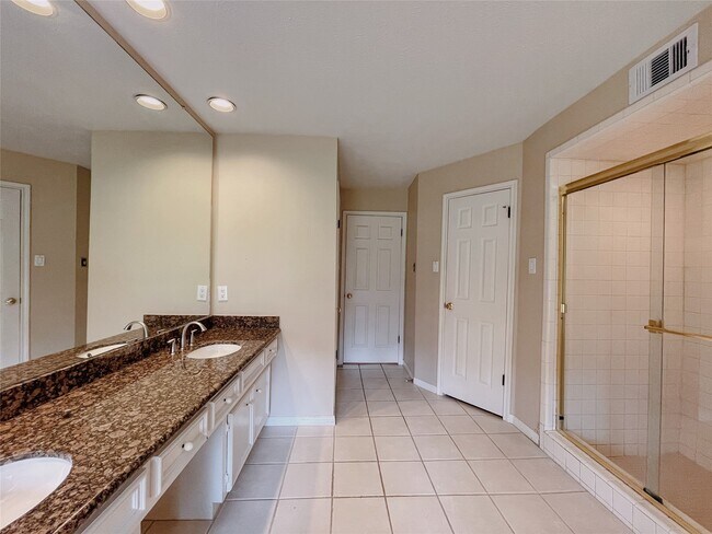 Building Photo - 3015 W Steepbank Cir