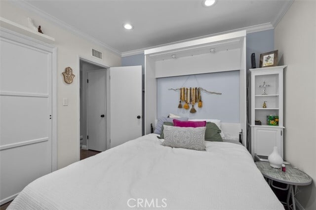 Building Photo - 5345 W 140th St