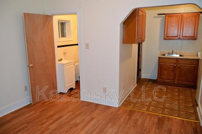 Building Photo - 4808 Disston St