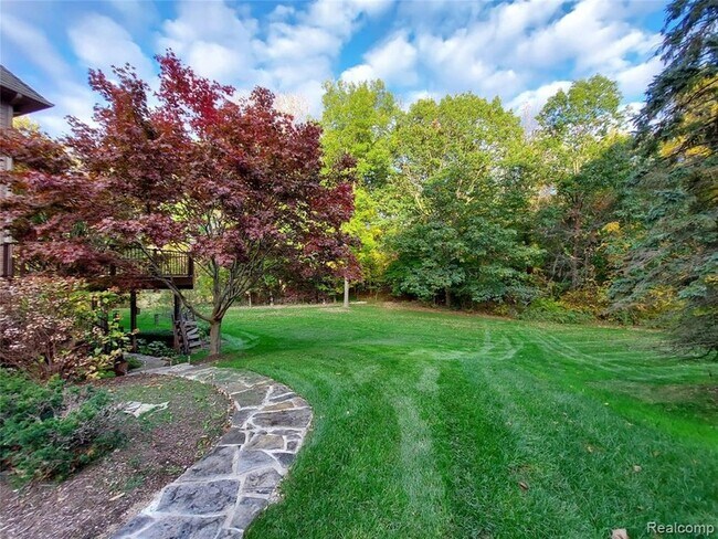 Building Photo - 23170 Inverness Ct