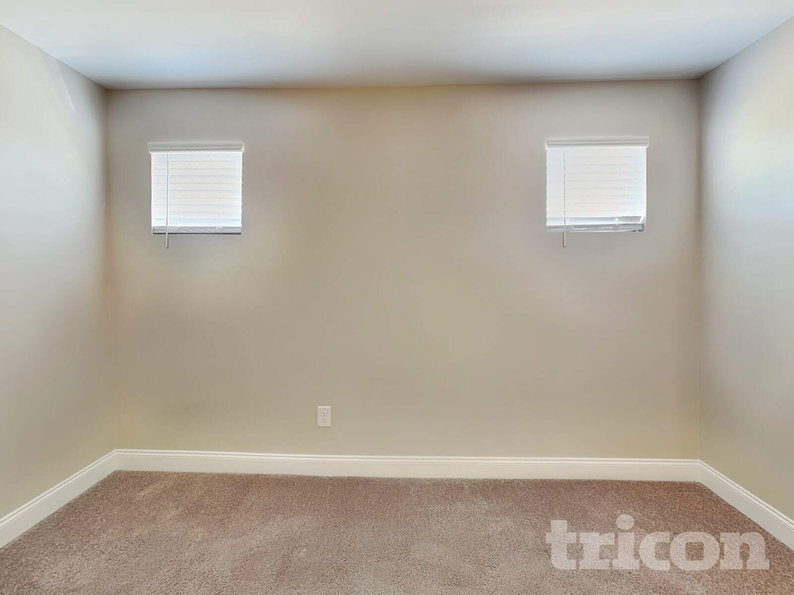 Building Photo - 1363 Coates Ln