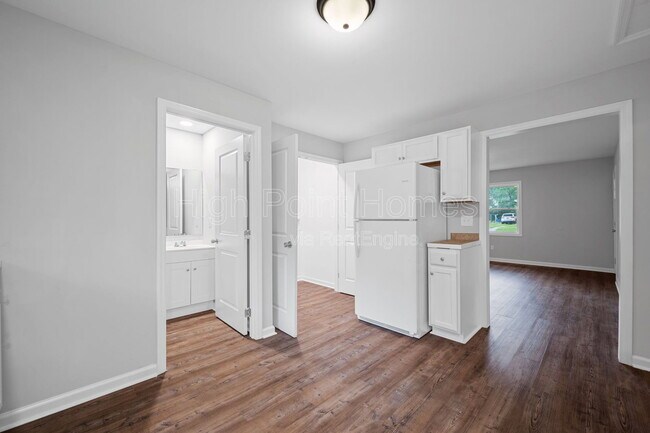 Building Photo - 1317 Mayfield Ln