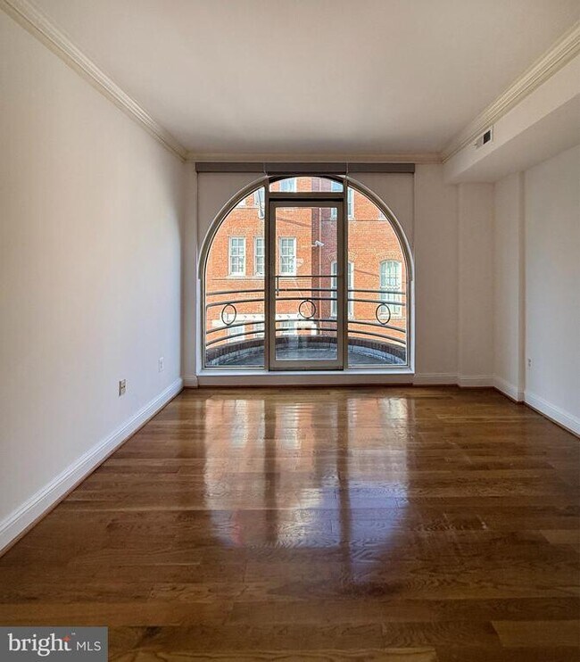 Building Photo - 2719 M St NW