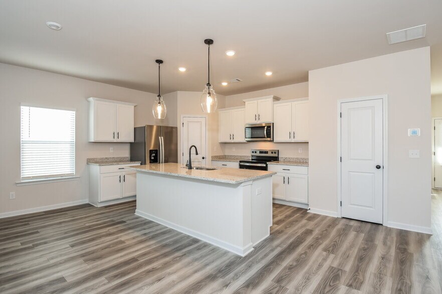 Building Photo - 409 Egret Ct