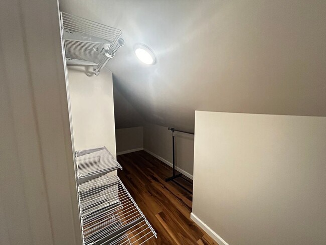 Building Photo - Elegant 3 Bed, 2 Bath Home in Spokane!