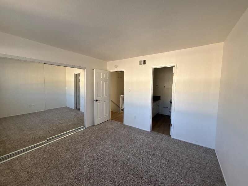 Building Photo - 1670 W Broadway