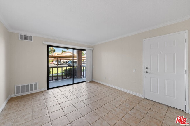 Building Photo - 78650 Ave 42 Ave