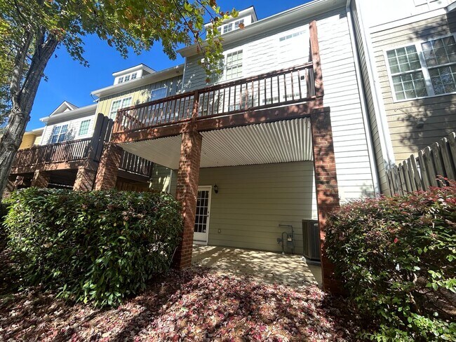 Building Photo - 405 Lexington Village