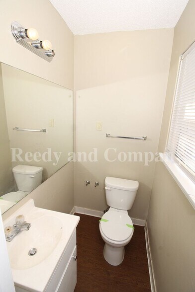 Building Photo - 4157 Navaho Ave