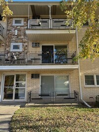 Building Photo - 17421 70th Ave