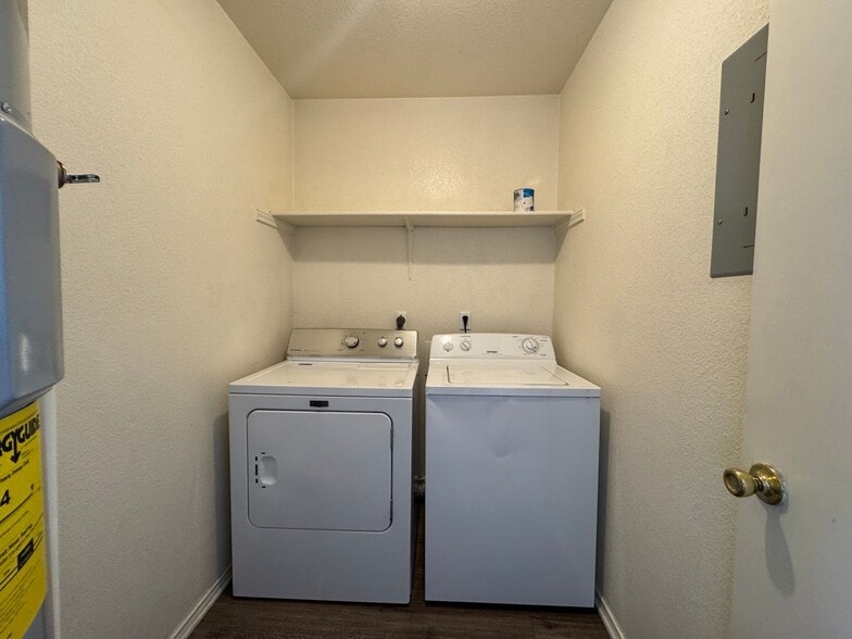 Building Photo - 1707 Kylie Cir