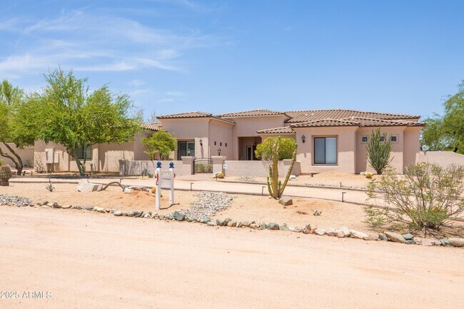 Building Photo - 16246 E Gamble Ln