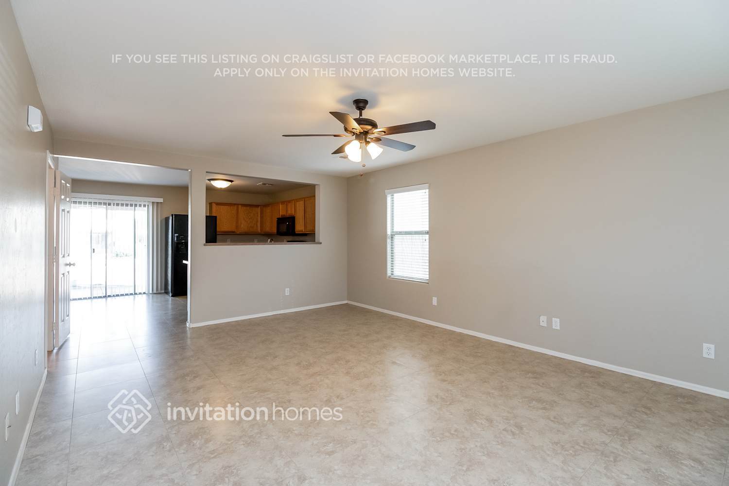 Building Photo - 2328 E Meadow Creek Way