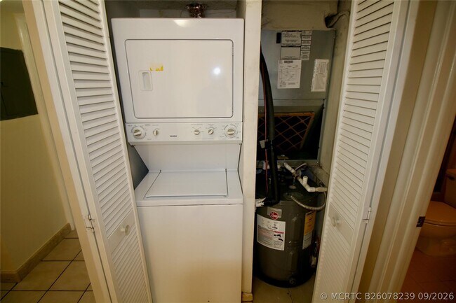 Building Photo - 6225 SW 131st Ct