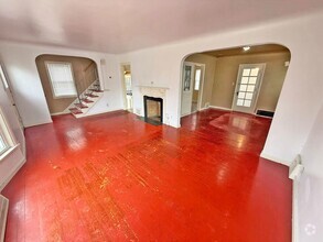 Building Photo - Convenient Showings — No Appointment Needed!