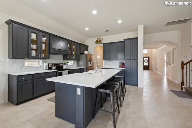 Building Photo - 920 Arvada Dr