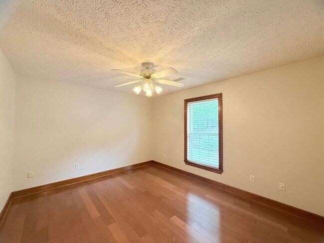 Building Photo - 5330 Morgan Ridge Dr