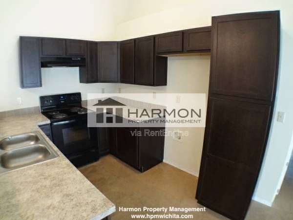 Building Photo - 2370 N Garland St