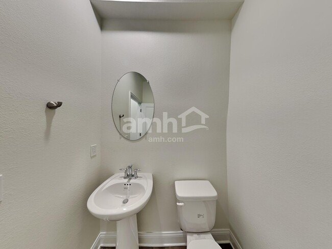 Building Photo - 1079 Grafton Ridge Dr