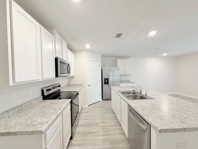 Building Photo - 6130 Native Dancer Wy